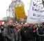 Conti-Belegschaft in Dortmund lehnt auch abgespeckte  Arbeitsplatzvernichtung ab 