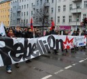 Internationalistisch, rebellisch, sozialistisch – am 14./15. Januar 2012 auf nach Berlin! Internationalistisch, rebellisch, sozialistisch – am 14./15. Januar 2012 auf nach Berlin!
