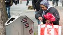Zwei Milliarden Euro Sanktionen gegen ALG II-Empfänger: „Statt bei den Ärmsten der Armen zu sparen gehören die Hartz-Armutsgesetze abgeschafft“ Zwei Milliarden Euro Sanktionen gegen ALG II-Empfänger: „Statt bei den Ärmsten der Armen zu sparen gehören die Hartz-Armutsgesetze abgeschafft“