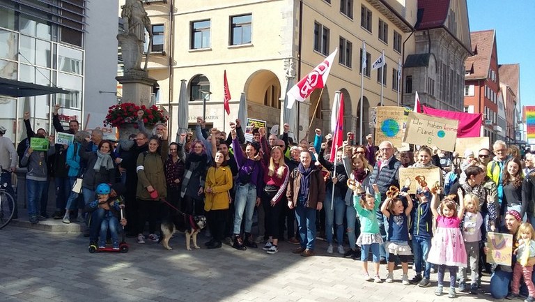 Friday for Future – Retten wir die Umwelt vor der Profitwirtschaft!