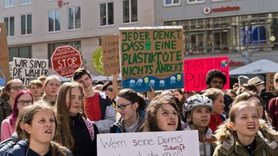 Rettet die Umwelt vor der Profitwirtschaft!