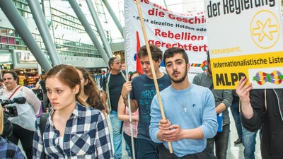 MLPD: Flüchtlingspolitik mit Perspektive