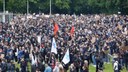 Hunderttausende auf der Straße – Rebellion gegen Rassismus, Faschismus und Antikommunismus