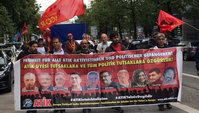 MLPD fordert Freispruch für die zehn türkischen Marxisten-Leninisten statt Gesinnungsurteil