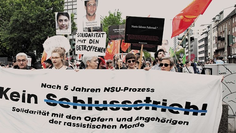 69 faschistische Hetz- und Drohmails mahnen:  „Der Faschisierung des Staatsapparats muss man entschlossen entgegentreten"
