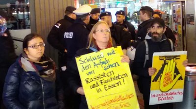 Polizeiskandal in Essen und Mülheim muss nachhaltige Konsequenzen haben:  Strafrechtliche Verfolgung faschistischer Netzwerke in den Behörden!  Polizeipräsident Richter muss zurück treten!