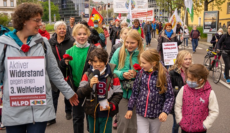 Neues zur bundesweiten Antikriegsdemonstration am 8. Mai  Völkerfreundschaft statt Kriegshysterie