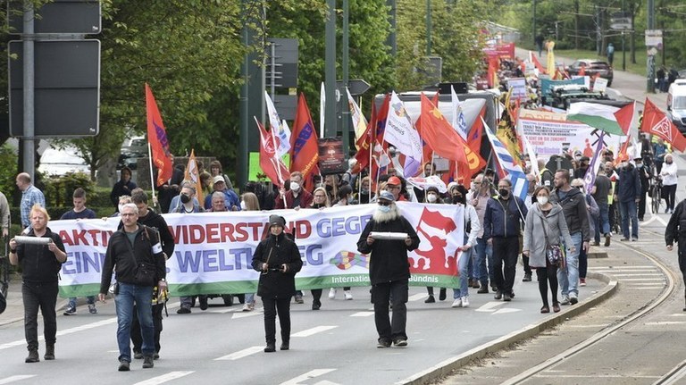 „In die Offensive gegen Aufrüstung – Keine 100 Milliarden für deutsche Kriege!“