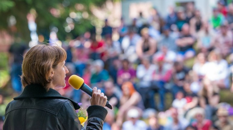 Eine offene politische Krise hat begonnen! Auf alles einstellen und die Kämpfe der Industriearbeiter forcieren!