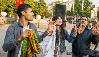 Statt Nationalismus oder EU-Chauvinismus – Hoch die internationale Solidarität!