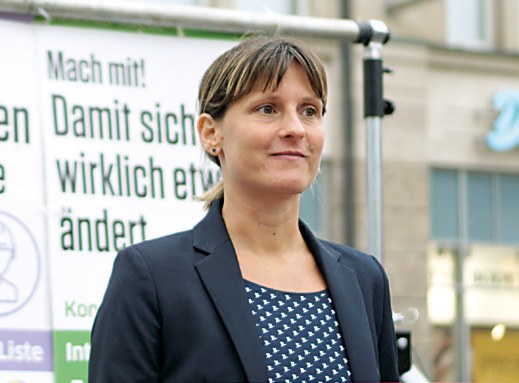 Auszug Redebeitrag von Gabi Fechtner, bei der Demo gegen den AfD-Parteitag in Riesa im Januar 2025
